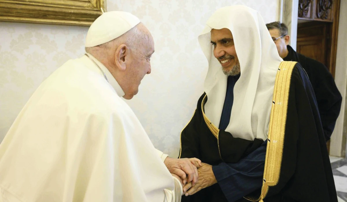 Pope Francis receives Dr. Mohammed bin Abdulkarim Al-Issa in Vatican. (Supplied)