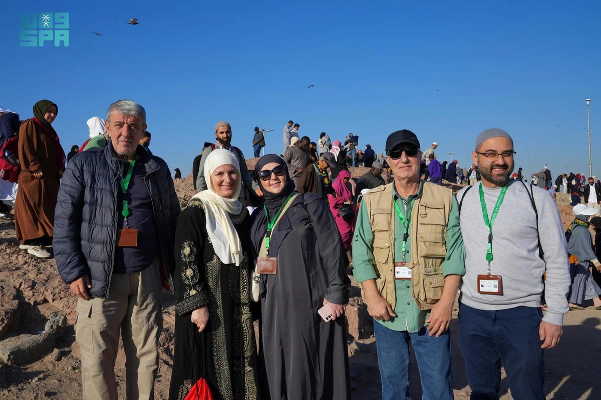 European pilgrims visit Prophet’s biography museum, Islamic heritage sites in Madinah