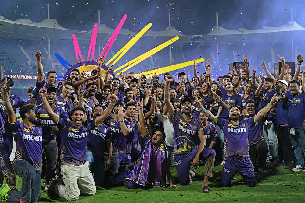 The Kolkata Knight Riders pose with the trophy after winning the Indian Premier League Twenty20 final on May 26, 2024. (AFP file photo)
