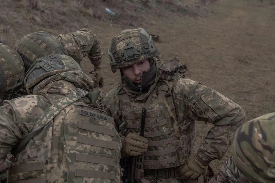 Ukrainian soldier ‘Buch’, center, who left his unit without permission and later returned, takes part in a training exercise in the Dnipropetrovsk region on Dec. 12, 2024. (AFP)