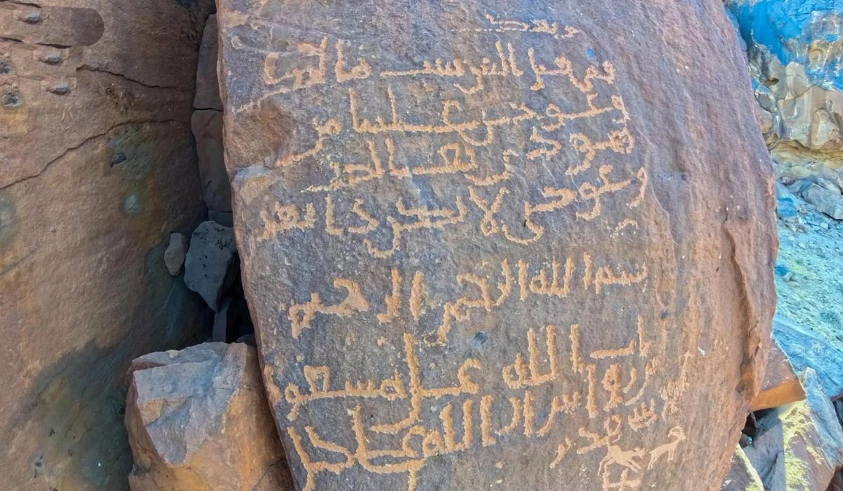 Ancient carvings near Tabuk depict scenes of hunting and daily life, offering a rare glimpse into the lives of the region’s early inhabitants. (SPA)