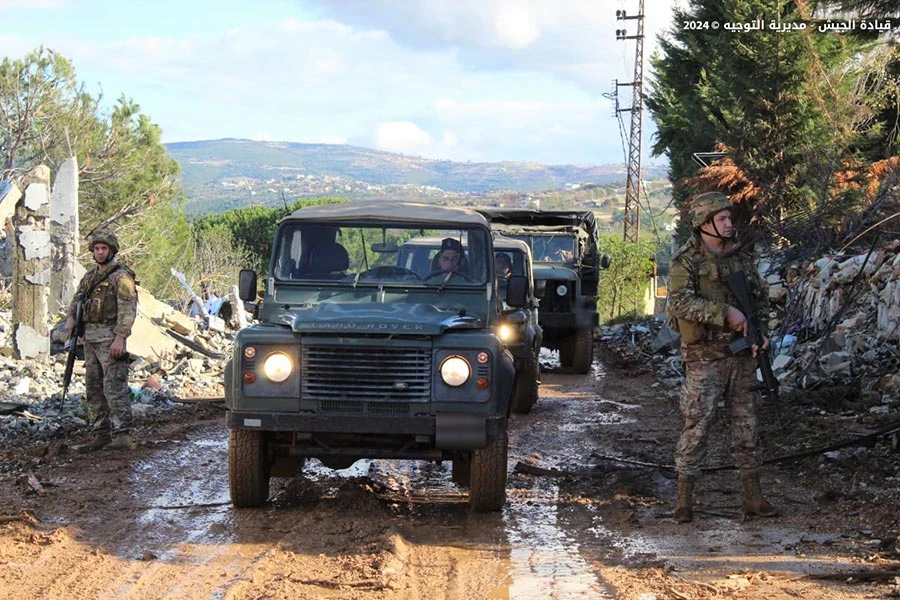 A joint patrol of the Lebanese Armed Forces and UNIFIL entered the town of Chamaa on Tuesday after Israel withdrew. (Lebanese Army Twitter)