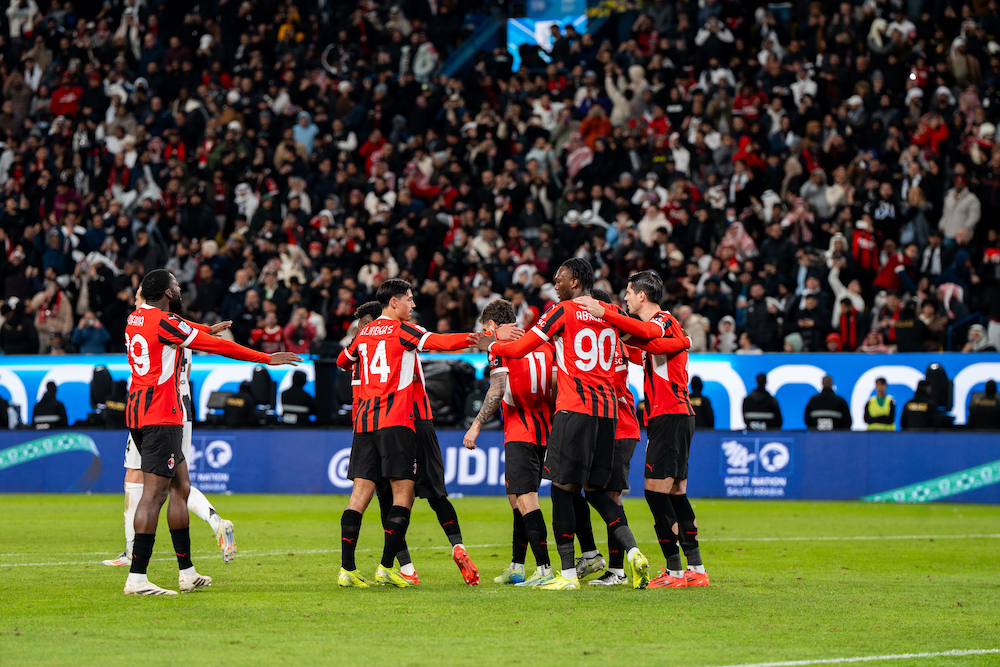 AC Milan came from behind to beat Juventus 2-1 on Friday and set up a showdown with city rivals Inter Milan in the Italian Super Cup final in Riyadh. (AN Photo/Abdulrahman Shulhoub)