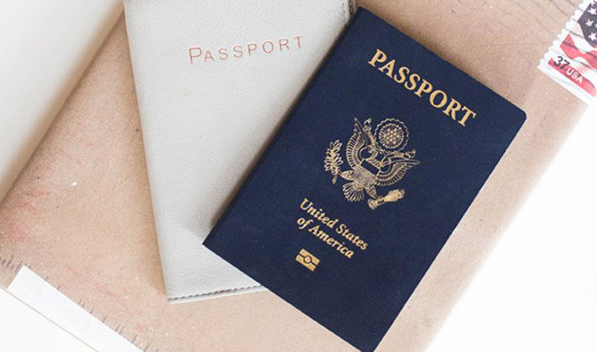 US citizen denied entry into Poland after security staff object to handwritten notes in passport