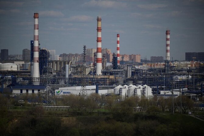 Russia says US risks global energy instability with new sanctions