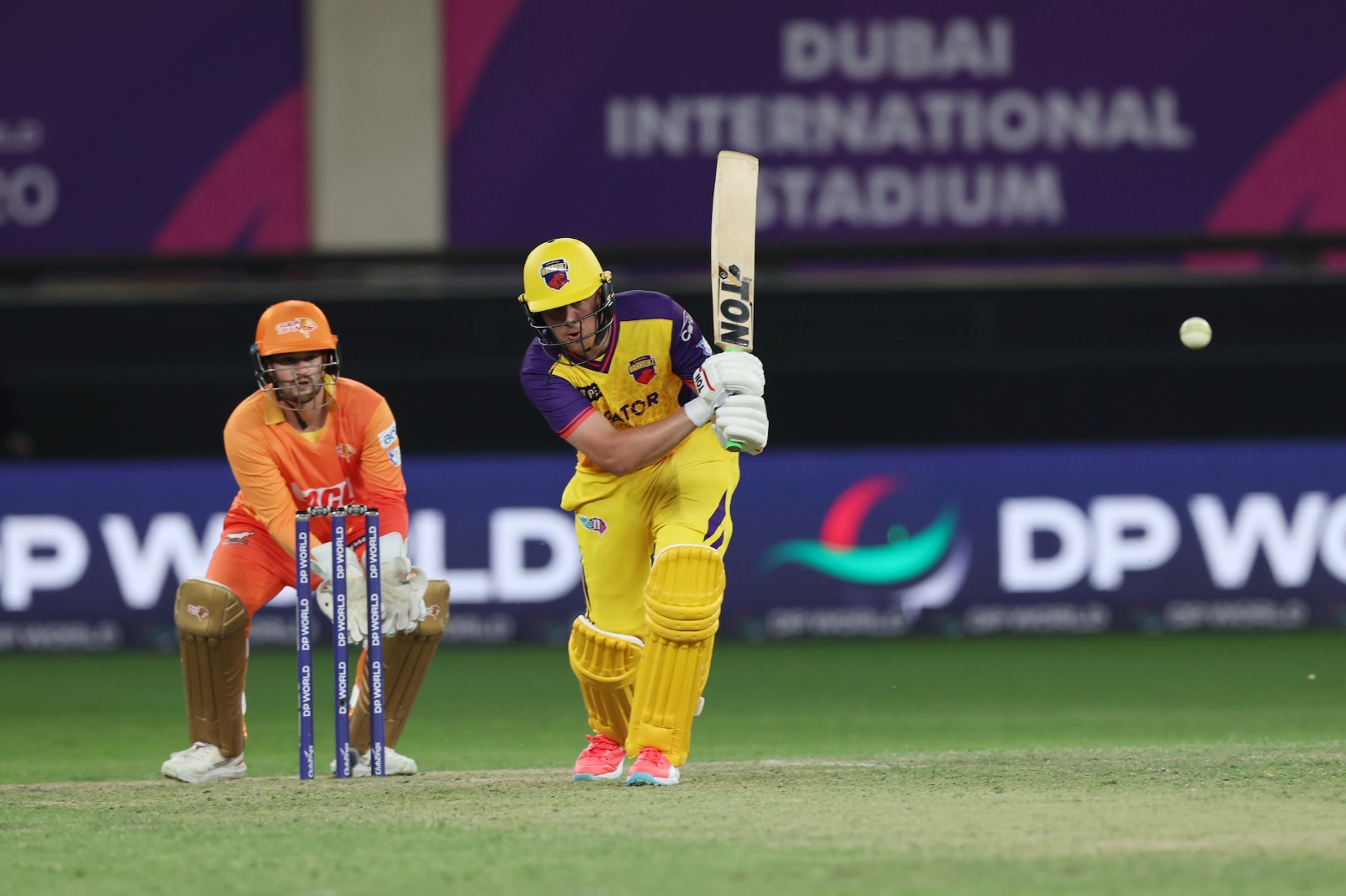 Tom Kohler-Cadmore’s heroics seal last-ball victory for Sharjah Warriorz