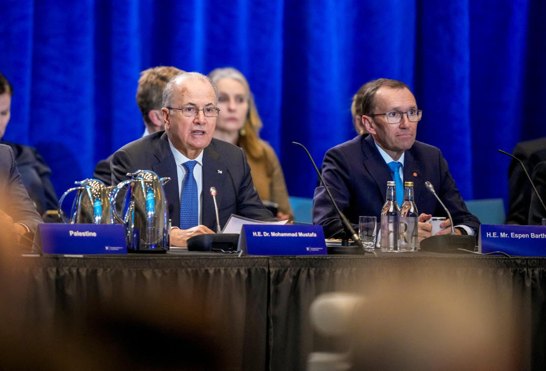 Palestinian Prime Minister Muhammed Mustafa and Norwegian Foreign Minister Espen Barth Eide attend a meeting of the Global Alliance for the implementation of the two-State Solution at Oslo City Hall in Oslo, Norway, January 15, 2025.(Reuters)