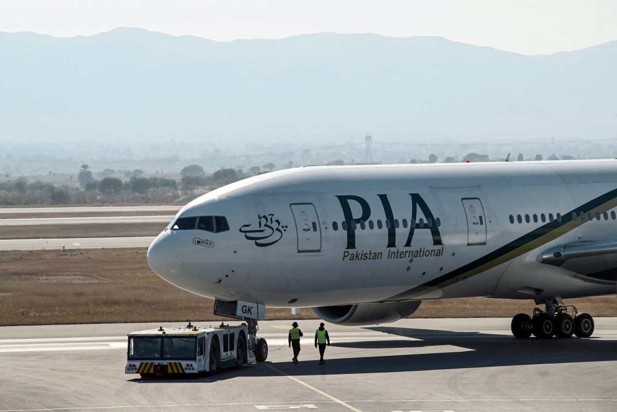 Pakistan orders inquiry after PIA Paris flight advert revives 9/11 fears