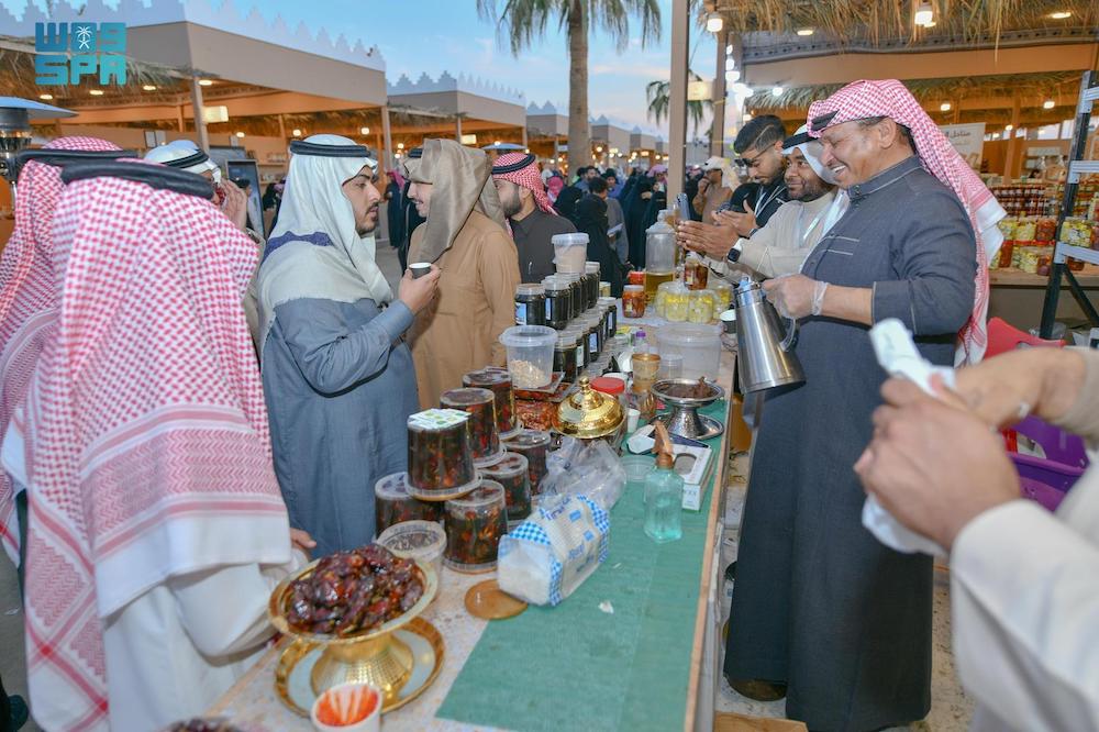 The 10-day festival featured 30 companies and shops offering more than 26 varieties of dates and related products. (SPA)