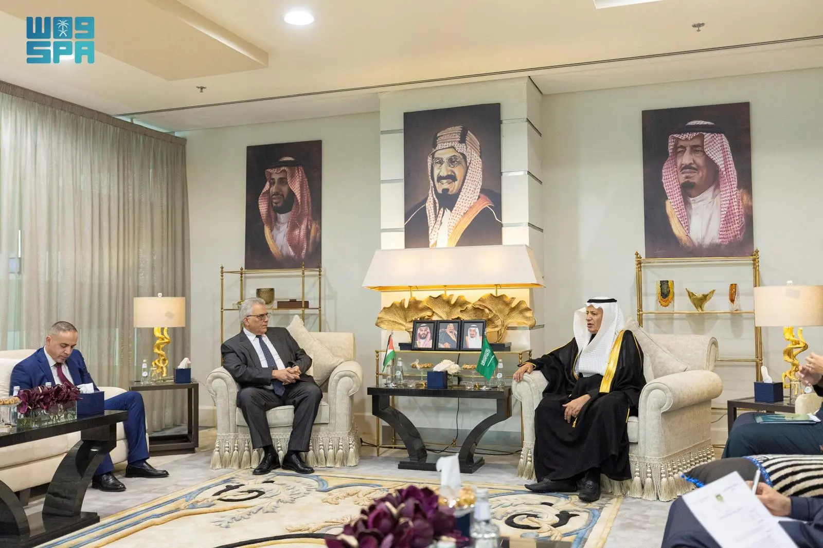 Hassan Al-Huwaizi, chairman of the Federation of Saudi Chambers, meets Mazen Ghanem, Palestinian ambassador to the Kingdom, in Riyadh. SPA