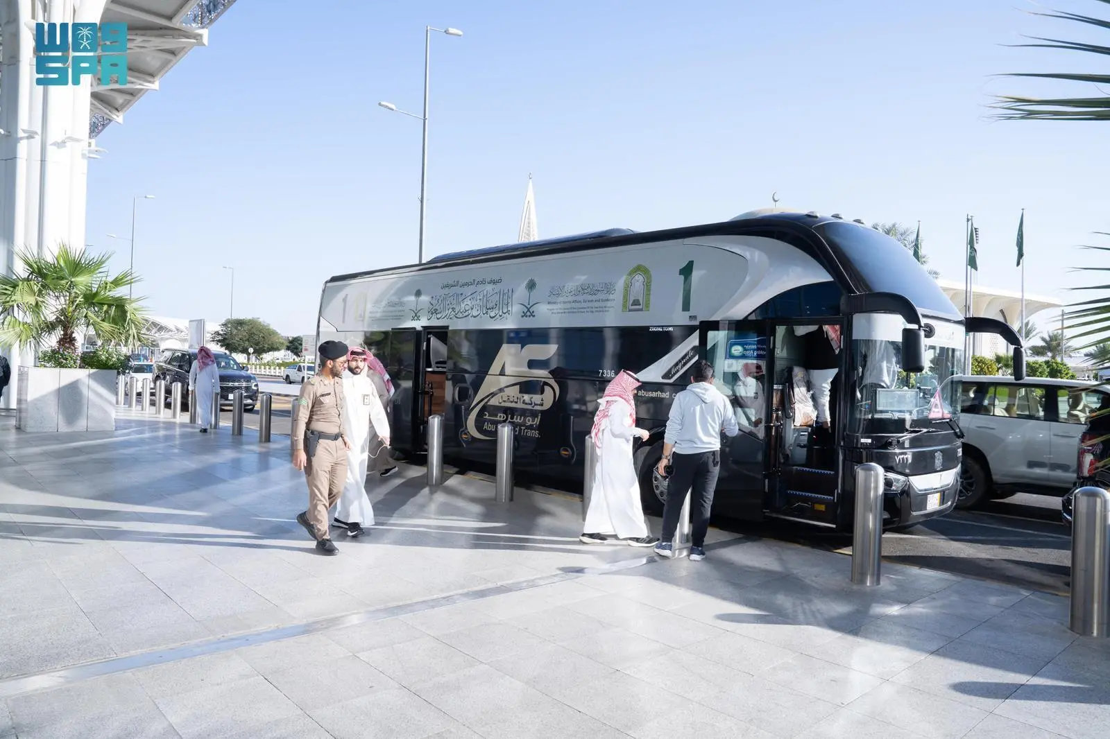 The early arrivals include 22 Egyptians who are going to perform Umrah. (SPA)