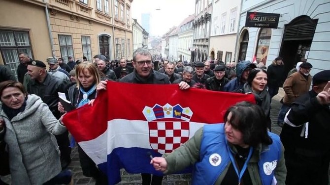 Croatia on Thursday recommended its nationals postpone non-essential travel to Serbia, alleging Belgrade had expelled five Croatian women citing security reasons. (AFP/File)