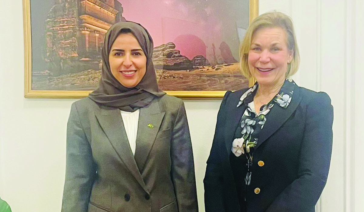 Gunilla Carlsson (R) receives Enass Al-Shahwan in Stockholm. (Supplied)