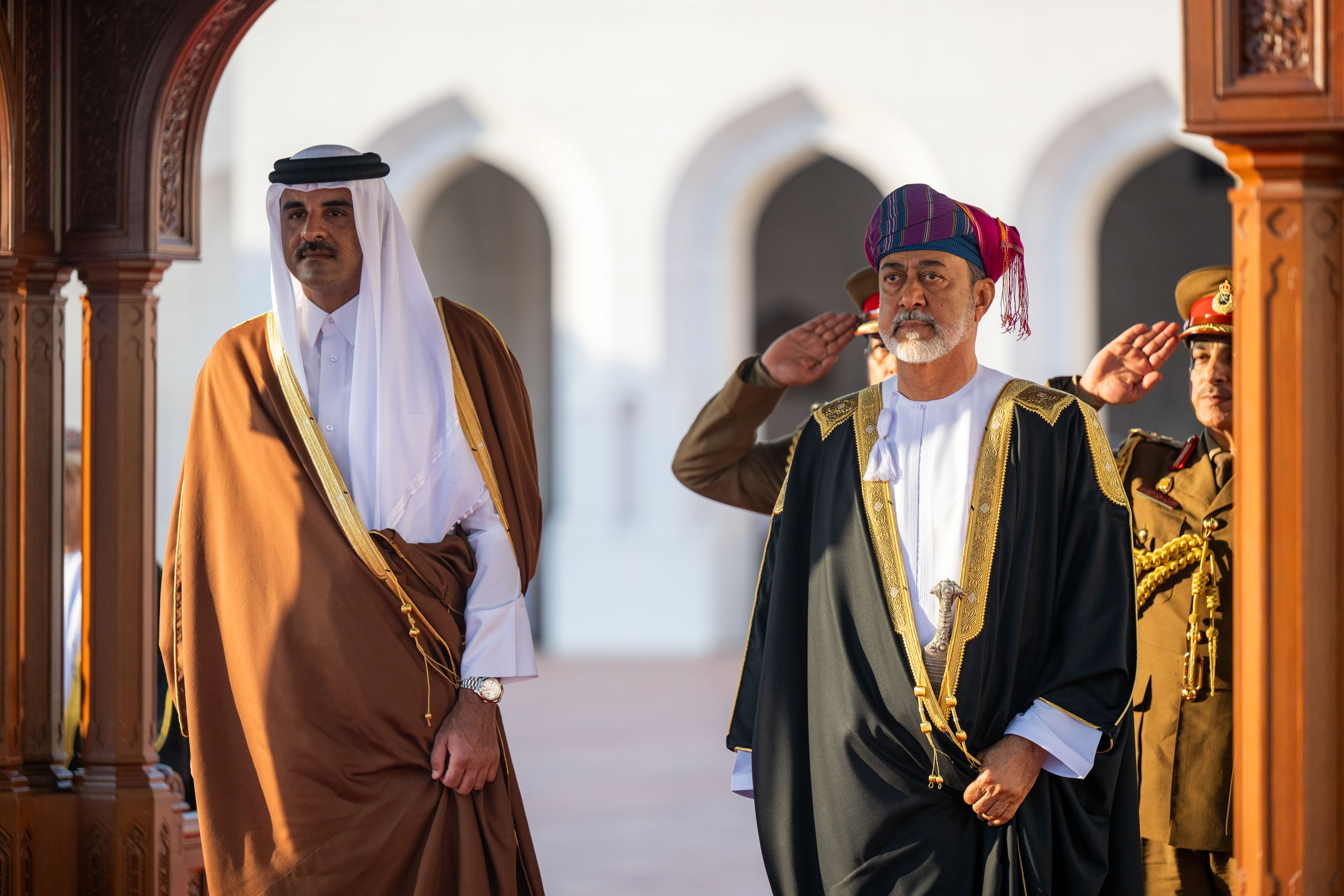 Omani Sultan Haitham bin Tariq and Qatari Emir Sheikh Tamim bin Hamad Al-Thani in Muscat. (Oman News Agency)