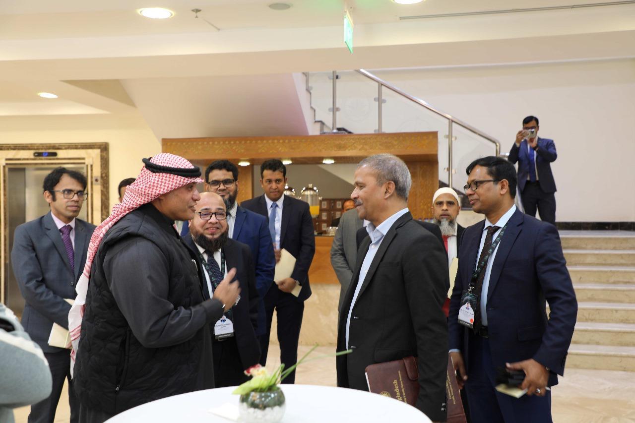 Asif Nazrul, advisor to the Bangladesh Ministry of Law, Justice, Parliamentary Affairs, and Ministry of Expatriates' Welfare and Overseas Employment interacting with Saudi companies officials in Riyadh. (Supplied)