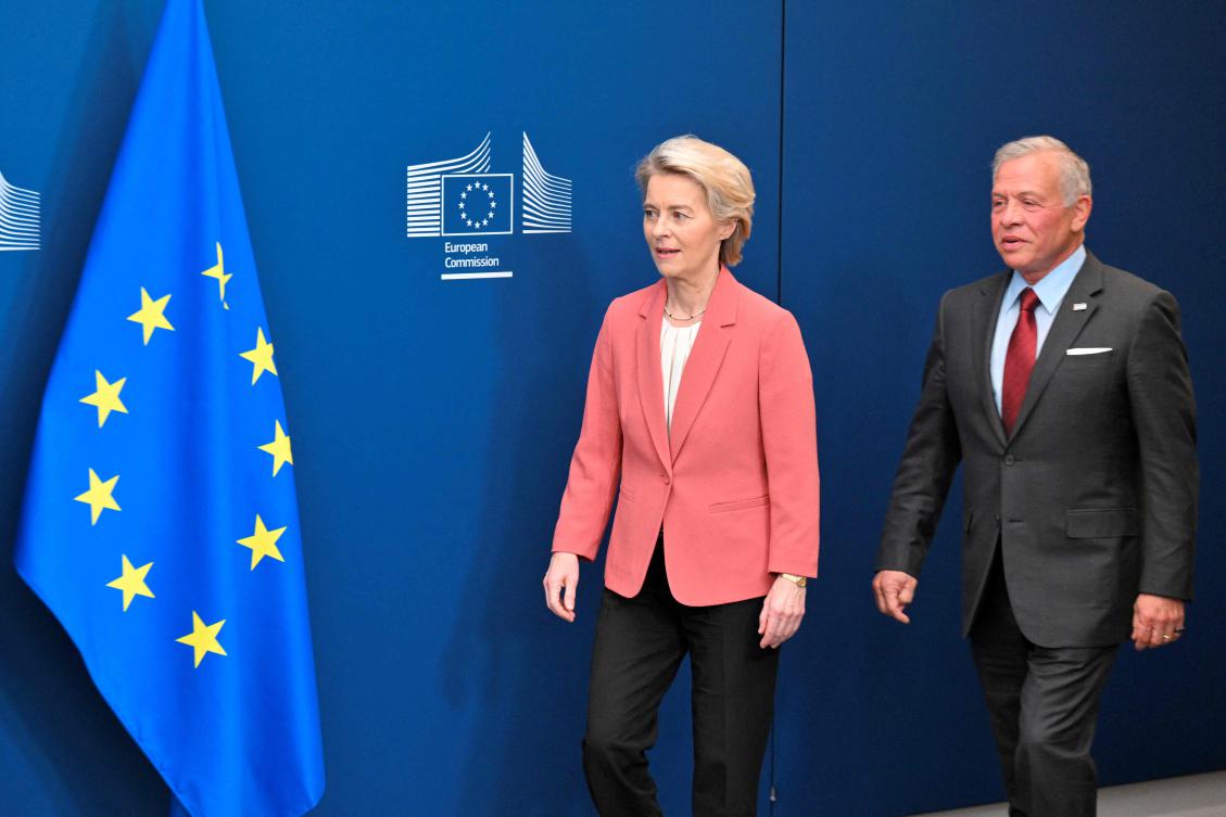 Jordan’s King Abdullah II and President of the European Commission Ursula von der Leyen arrive for a signing ceremony of EU-Jordan bilateral agreements at the EU headquarters in Brussels on Jan. 29, 2025. (AFP)