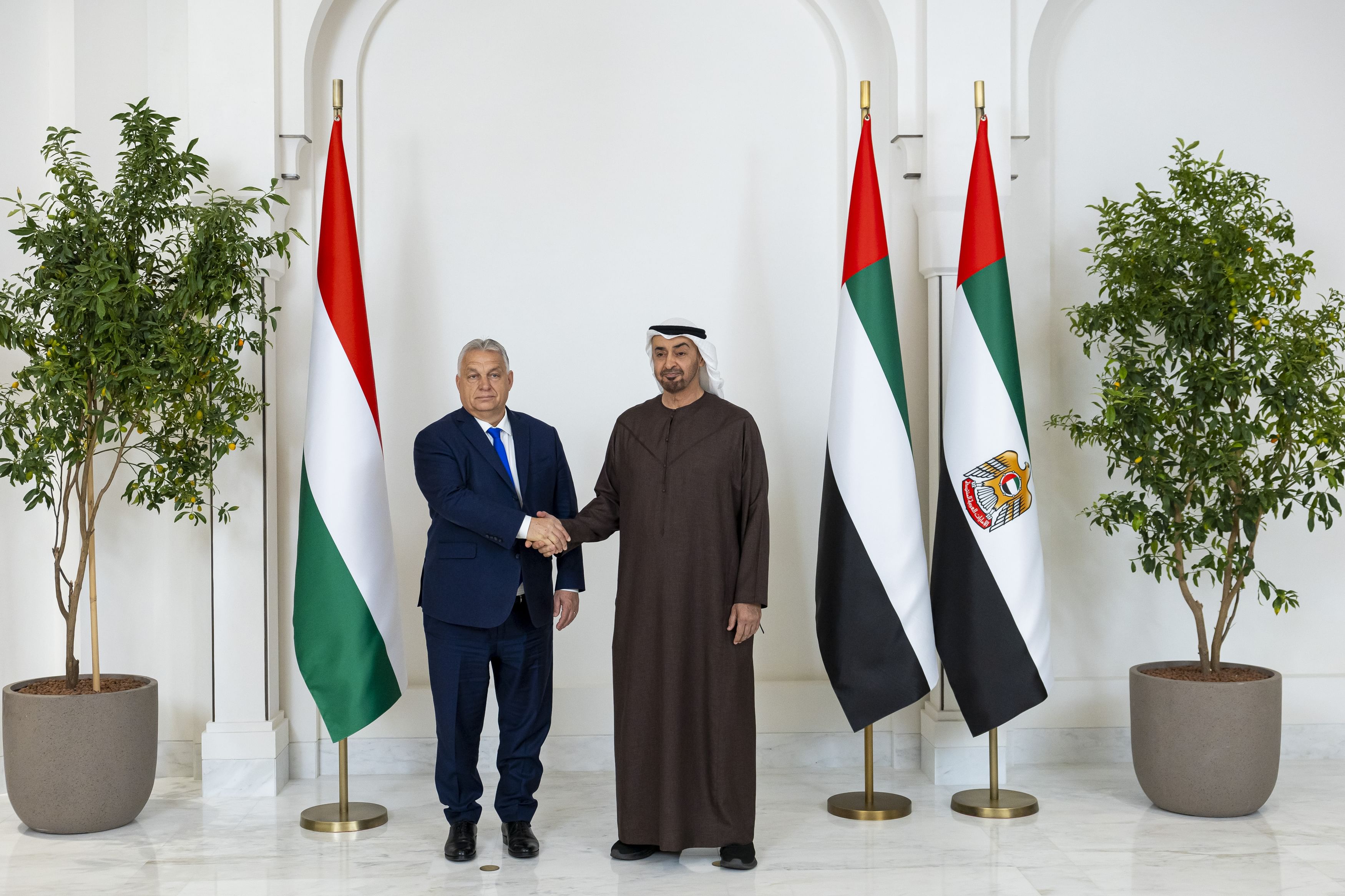Sheikh Mohamed bin Zayed Al-Nahyan, president of the UAE, and Hungarian Prime Minister Viktor Orban. (WAM)