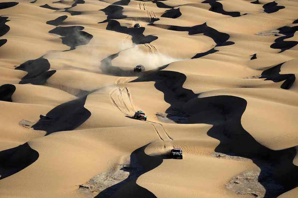 Drivers compete in Stage 2B of the 47th Dakar Rally between Bisha and Bisha on Jan. 6, 2025. (AFP)