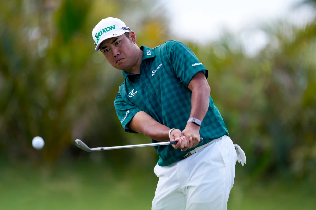 Matsuyama maintains one-shot lead over Morikawa on low-scoring day at Sentry