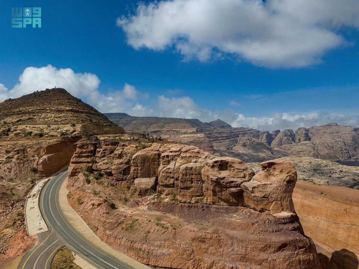 The Al-Qahar Mountains are among the Kingdom’s most prominent natural landmarks. (SPA)