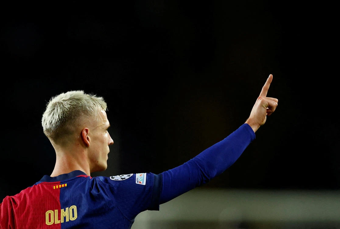 Atletico blast decision to let Barca’s Olmo play as dissent grows