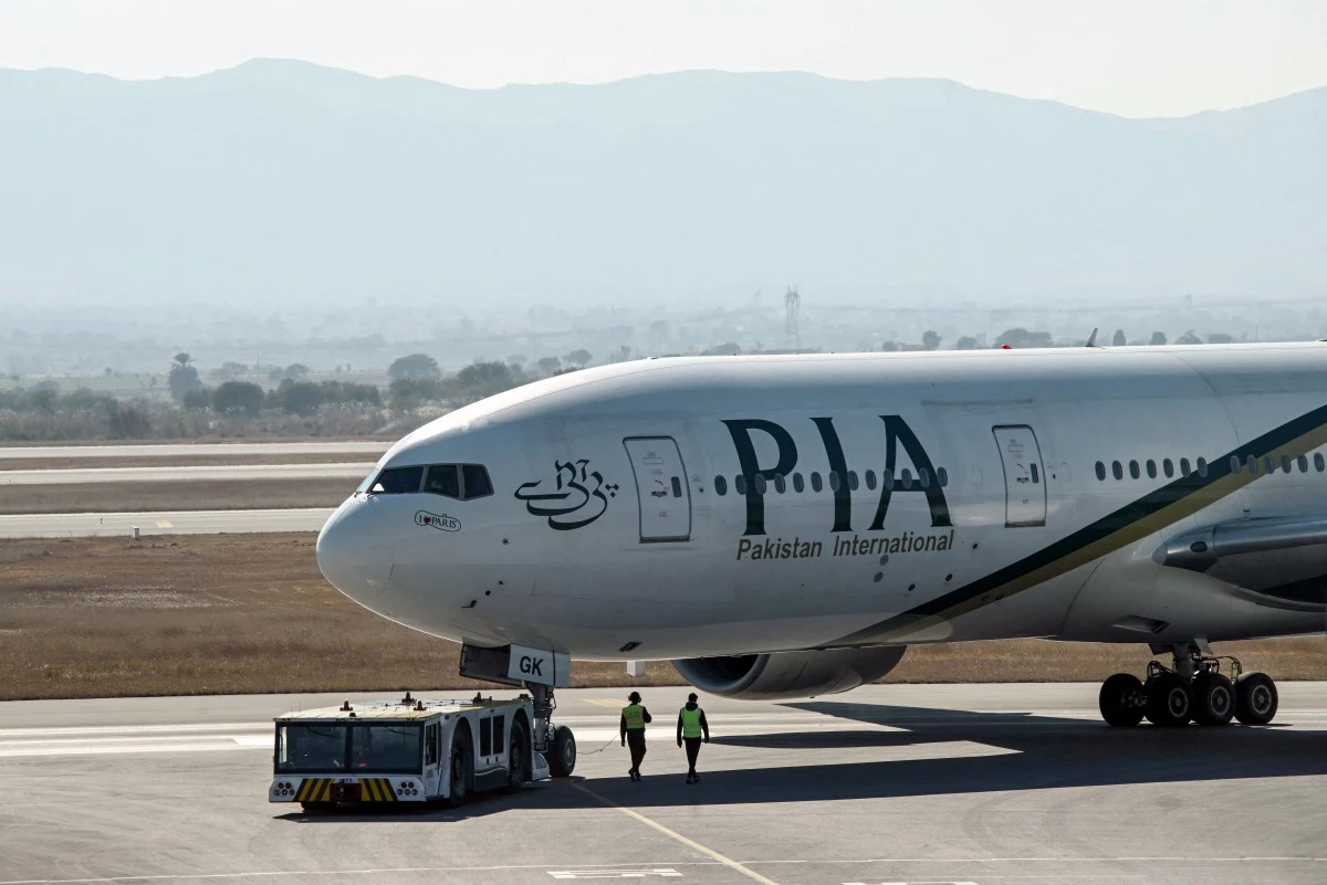 Pakistan orders inquiry after PIA Paris flight advert revives 9/11 fears