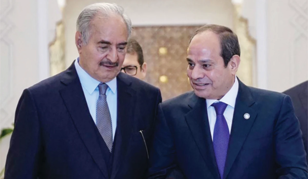 A handout picture released by the Egyptian Presidency on January 18, 2025, shows Egypt's President Abdel Fattah El-Sisi (R) receiving Libyan military strongman Khalifa Haftar in Cairo. (AFP)