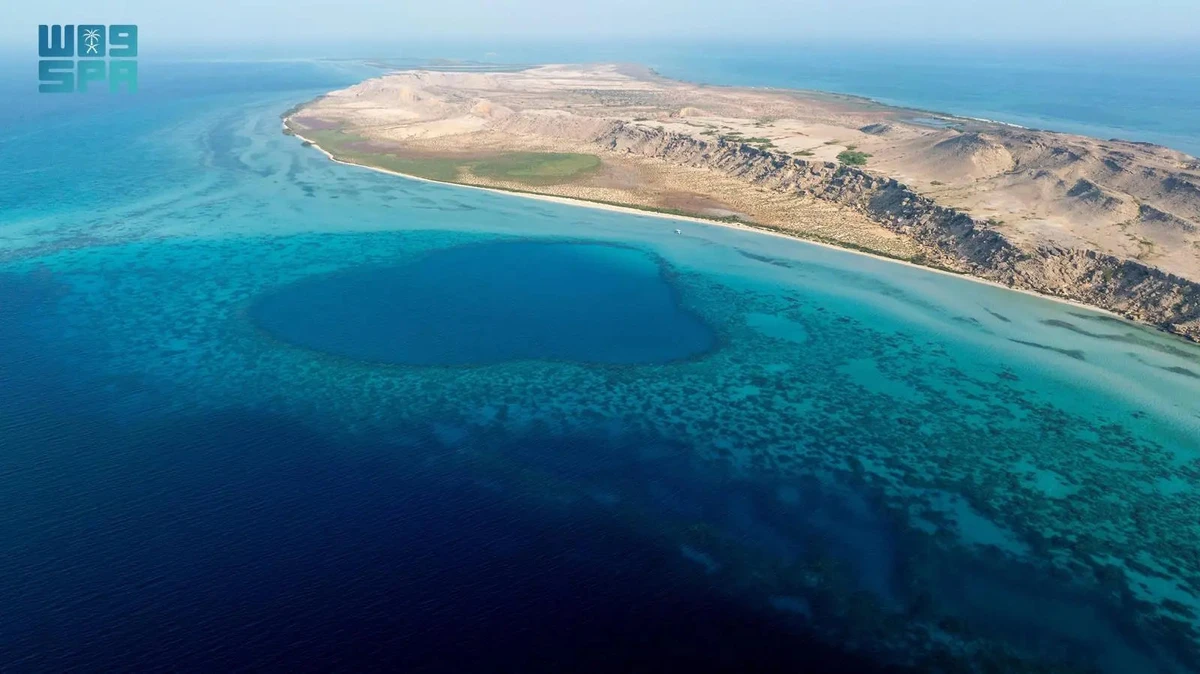 Jabal Sirin offers stunning views of coral reefs and turquoise waters along Makkah’s coasts