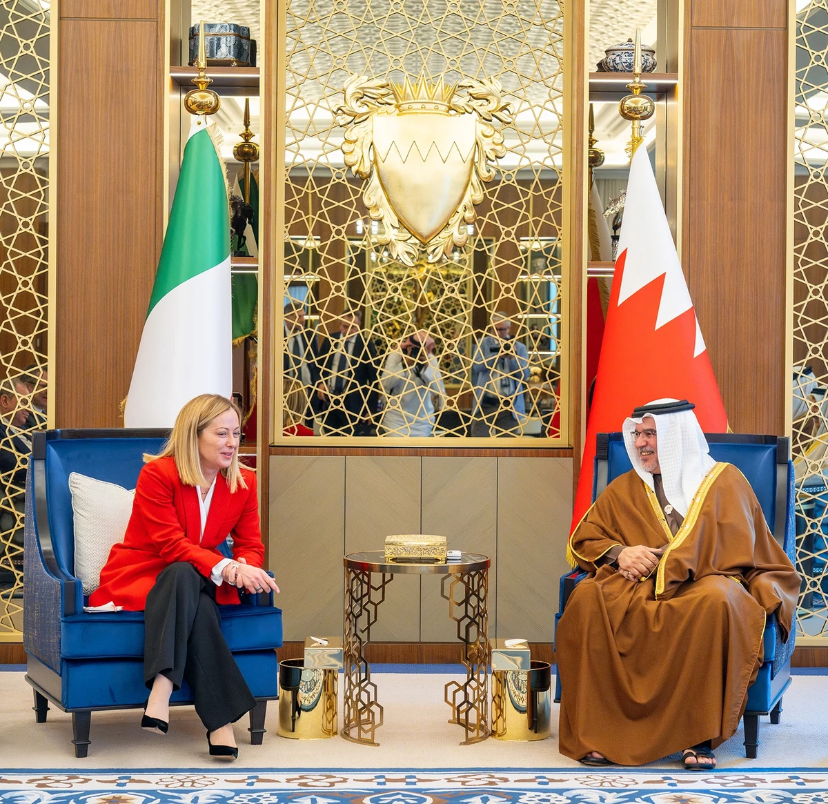 Prince Salman bin Hamad Al-Khalifa, the crown prince and prime minister, met the Italian Prime Minister Giorgia Meloni in Manama (BNA)