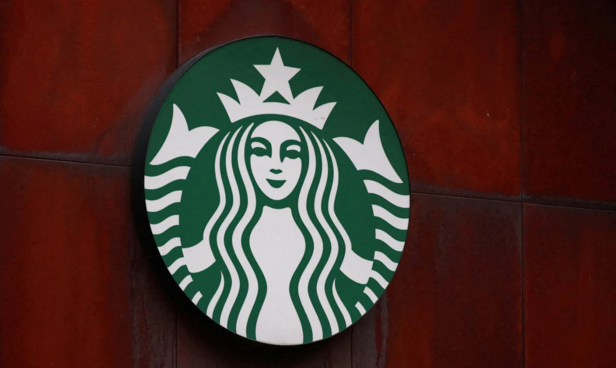 Starbucks reports better-than-expected quarterly sales as turnaround efforts begin