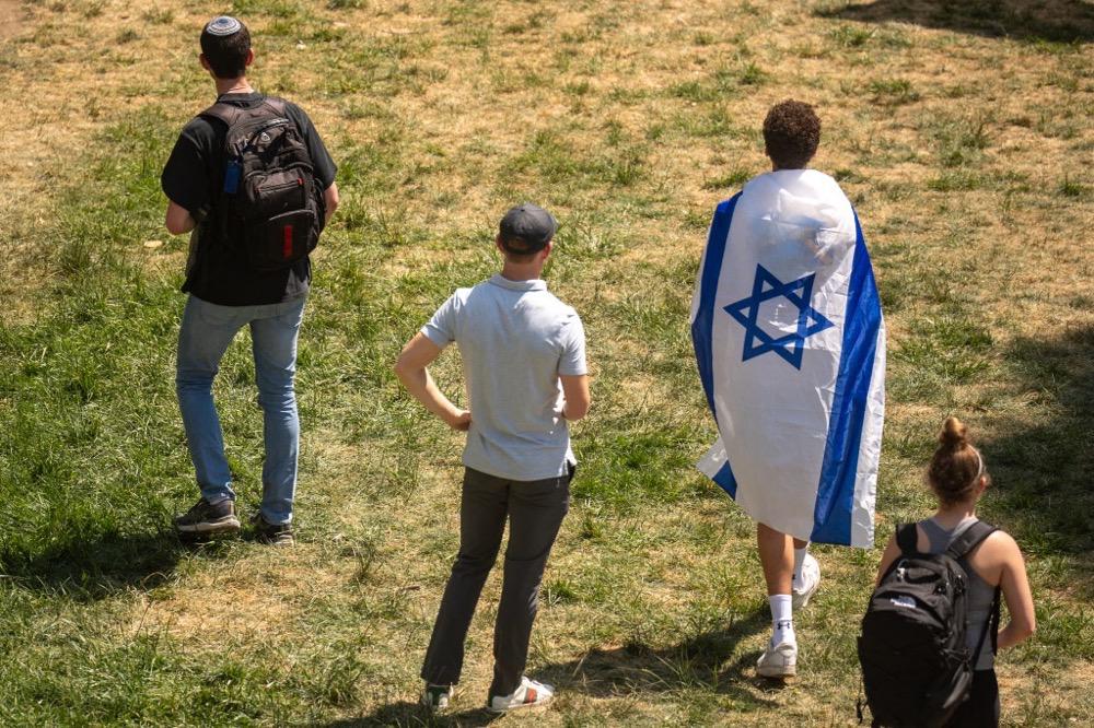 Students arrive for a rally against campus antisemitism at George Washington University on May 2, 2024. (Getty Images/AFP)