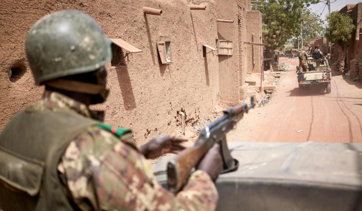 Troops of the Malian army patrol the ancient town of Djenne in central Mali on February 28, 2020. (AFP)