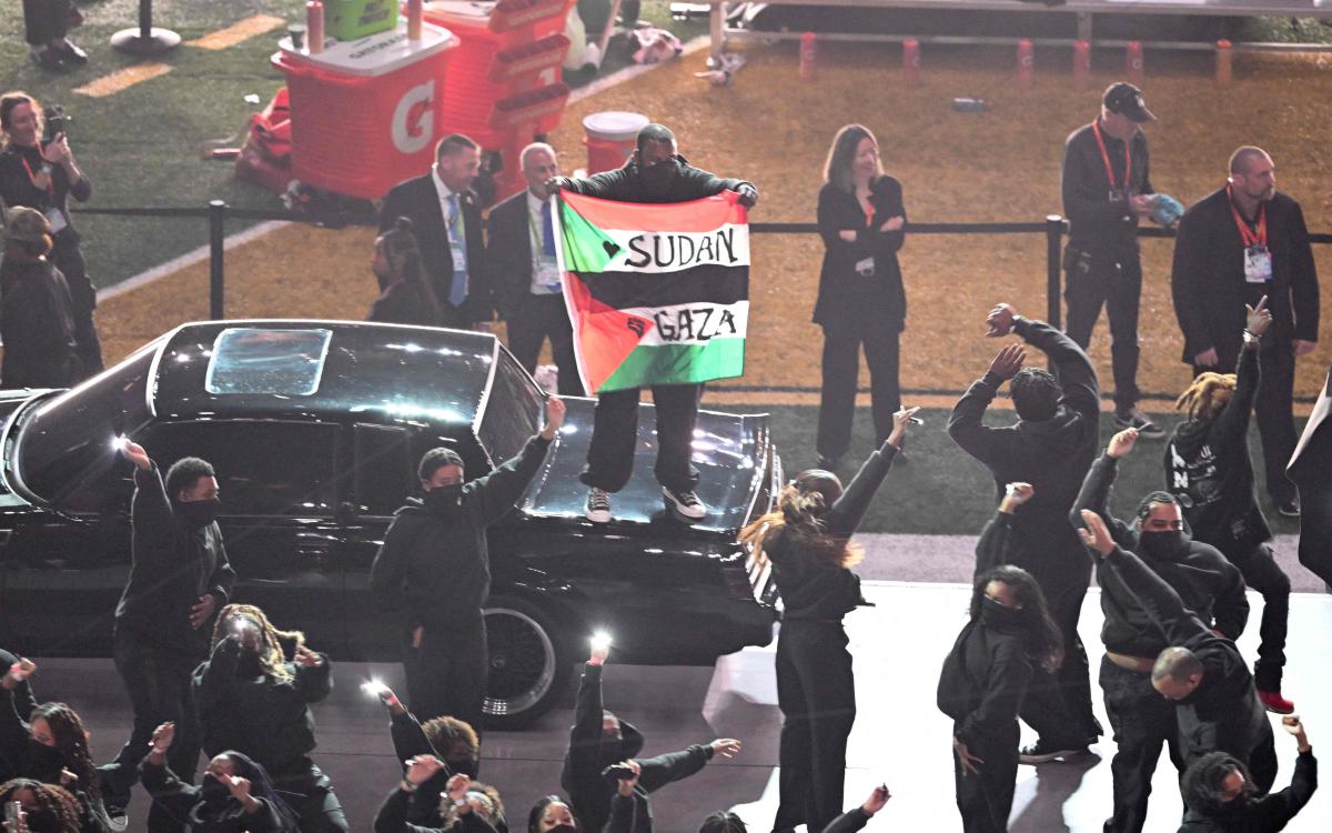 Super Bowl halftime performer detained after unfurling Sudanese-Palestinian flag