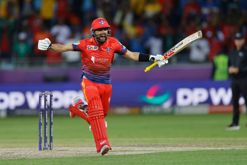 Sikandar Raza of the Dubai Capitals celebrates victory over the Desert Vipers in the DP World ILT20 final at Dubai International Stadium. (Deepak Malik/ILT20)