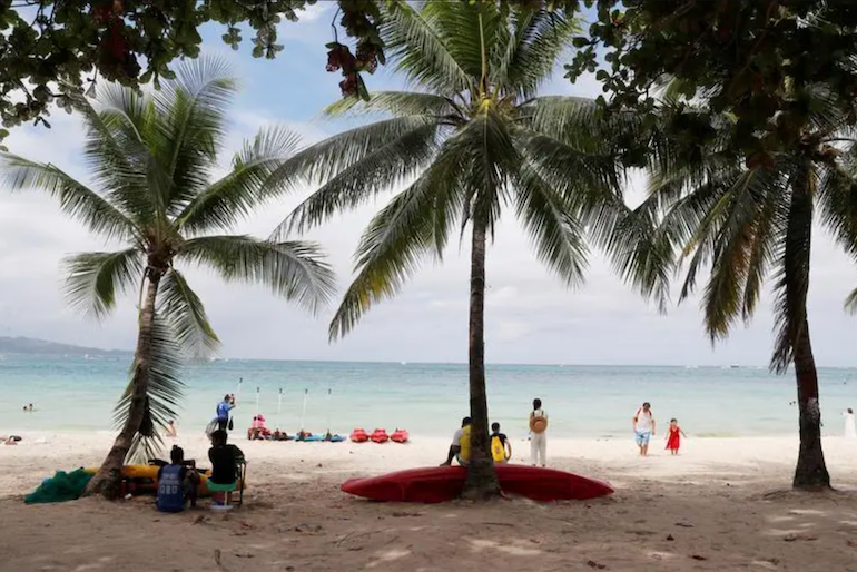 A view of a beach at Boracay in Philippines, April 9, 2018. (REUTERS)