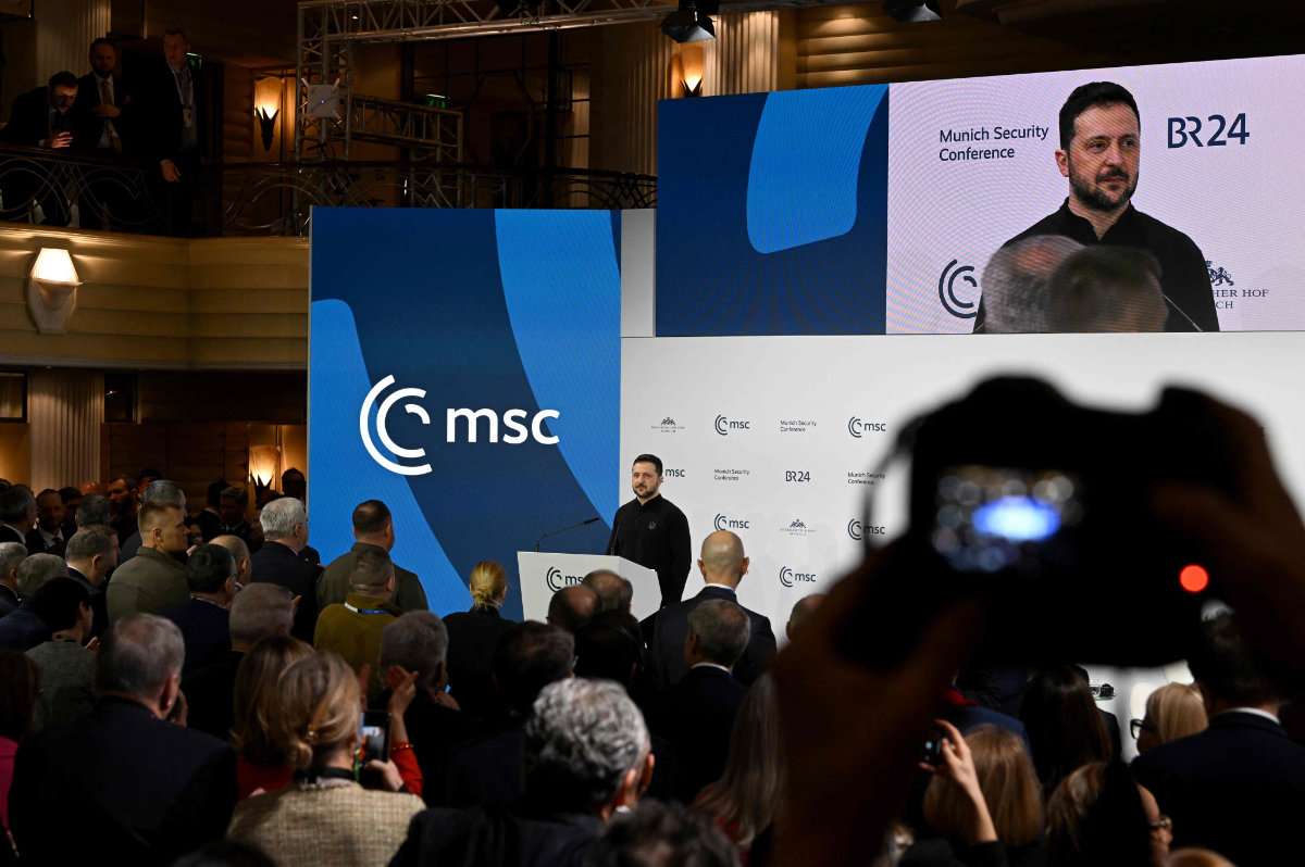 Ukrainian President Volodymyr Zelensky is honored with standing ovations as he arrives on the stage to give a speech during the 61st Munich Security Conference in Munich, Germany on February 15, 2025. (AFP)