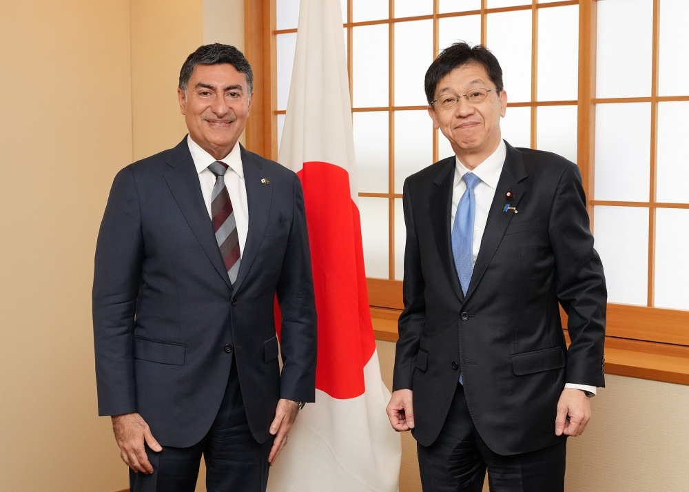 Minister Matsumoto mentioned that this year marks the 70th anniversary of the establishment of diplomatic relations between the two countries and expressed the hope that the bilateral relationship between Japan and Saudi Arabia will further develop in various fields. (MOFA)