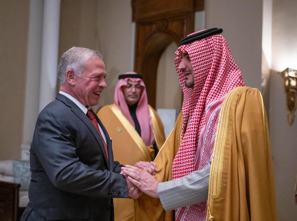 Saudi Arabia and Jordan reaffirmed their commitment to deepening security cooperation during a high-level meeting between Minister of Interior Prince Abdulaziz bin Saud and King Abdullah II on Wednesday. (SPA)