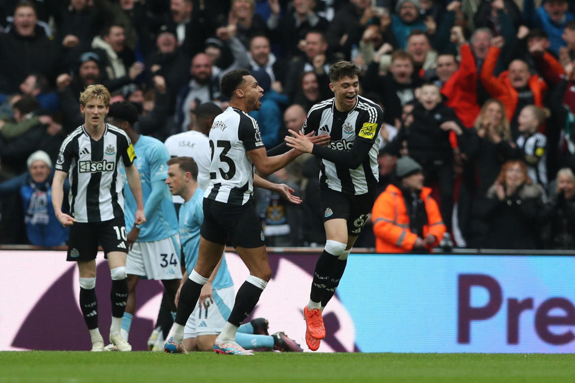 Newcastle United’s Lewis Miley celebrates scoring their first goal with Jacob Murphy in the Premier League match against Nottingham Forest. (Reuters)