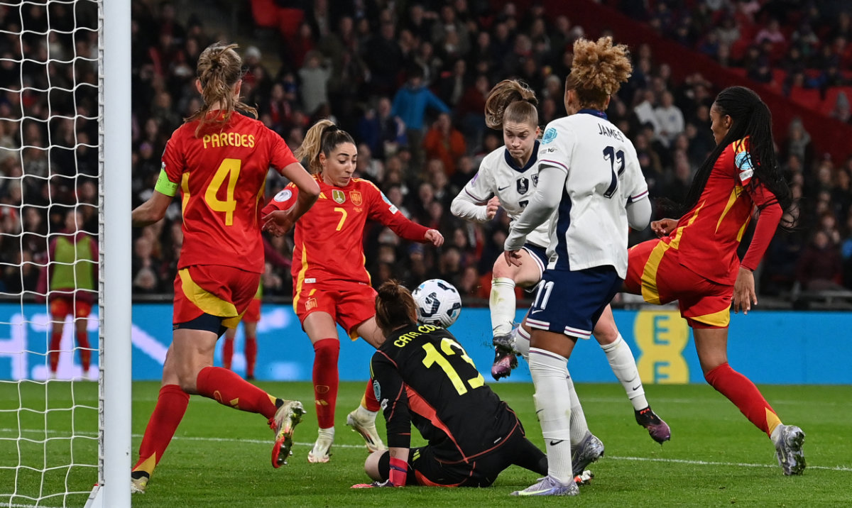 England midfielder Jess Park (2R) scores the eventual winning goal during the UEFA Women’s Nations League group A3 football match between England and Spain at Wembley Stadium in London on Feb. 26, 2025. (AFP)