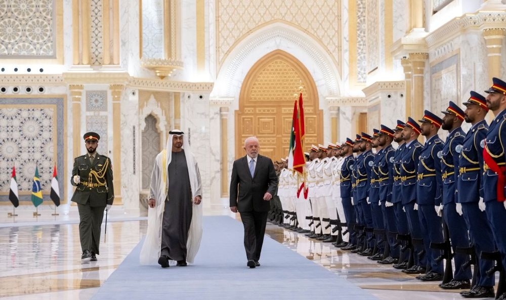 Sheikh Mohamed bin Zayed Al-Nahyan and President Luiz Inacio Lula da Silva in Abu Dhabi. (X/@MohamedBinZayed)