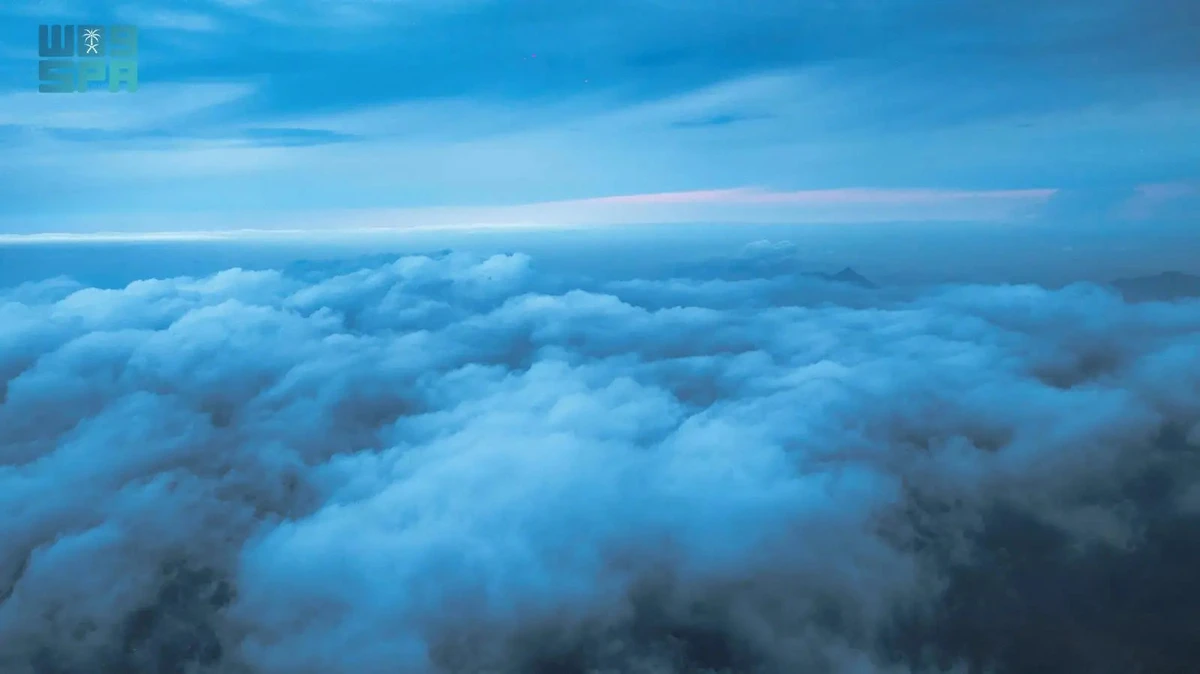 Low clouds create winter wonderland around Shada mountains