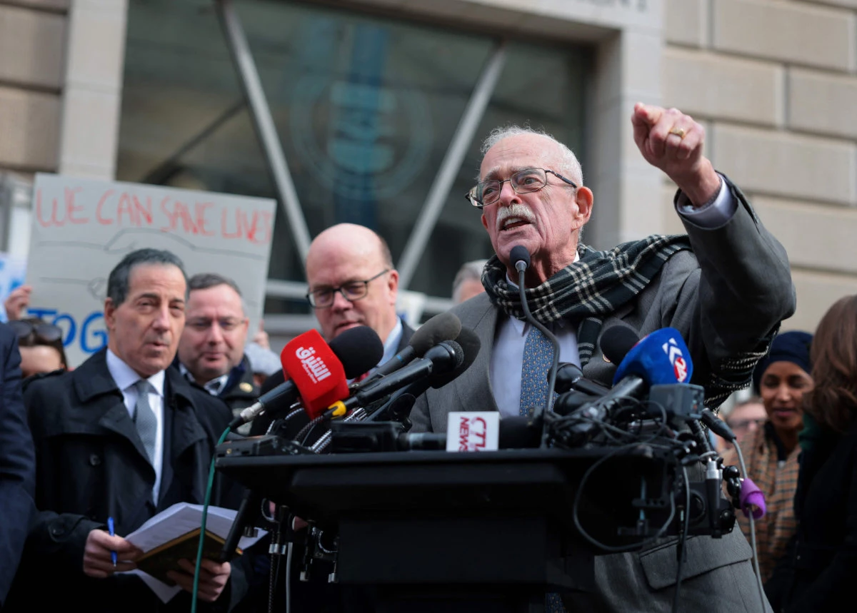 US Sen. Chris Van Hollen (R) and Rep. Jamie Raskin speak at a press conference outside of USAID headquarters on February 3, 2025 in Washington, DC, as Democrats push back against the Trump administration's move to dismantle America's aid agency. (Getty Images via AFP)