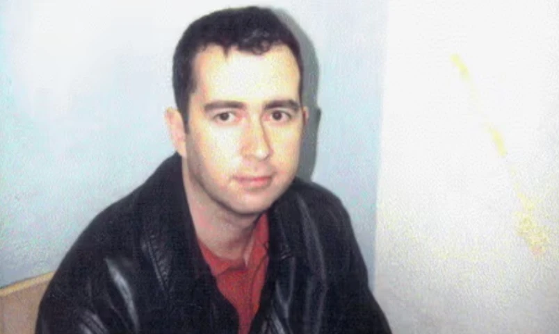 Convicted British conman Robert Hendy-Freegard who featured in a Netflix documentary appeared in a French court on Thursday charged with knocking over and injuring two police officers in 2022 as he tried to escape from them. (X/@SpiesVespers)