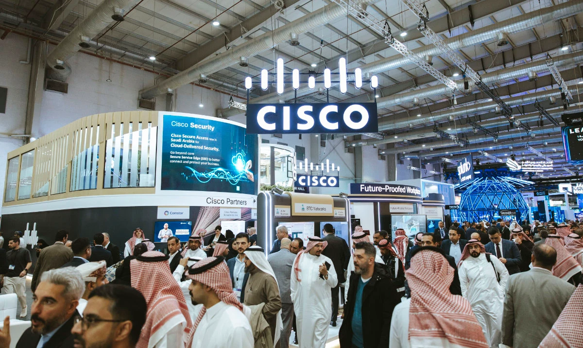 By introducing advanced cloud data centers, AI talent development, and phased plans for local manufacturing, Cisco is deepening its commitment to Saudi Arabia.
