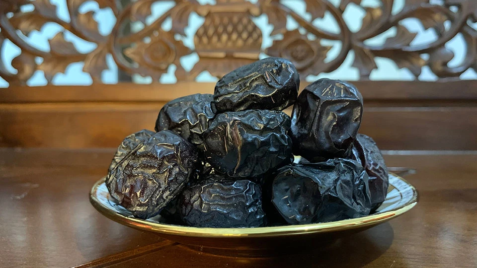 700 tonnes of Saudi dates will be distributed in 102 countries during Ramadan as part of the Custodian of Two Holy Mosques’ Gift Program for Providing Dates. (Visit Saudi)