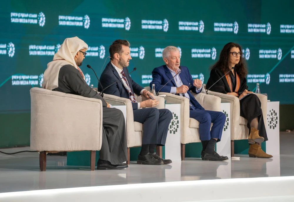 Experts highlight social media’s impact on traditional media standards