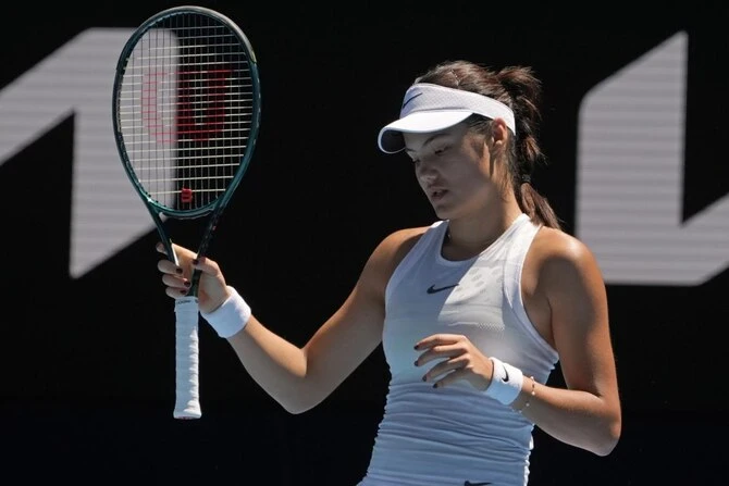 British tennis star Emma Raducanu has waived her complaint against an unidentified tourist who caused her “visible distress” during the Dubai Championships earlier this week. (AP/File)