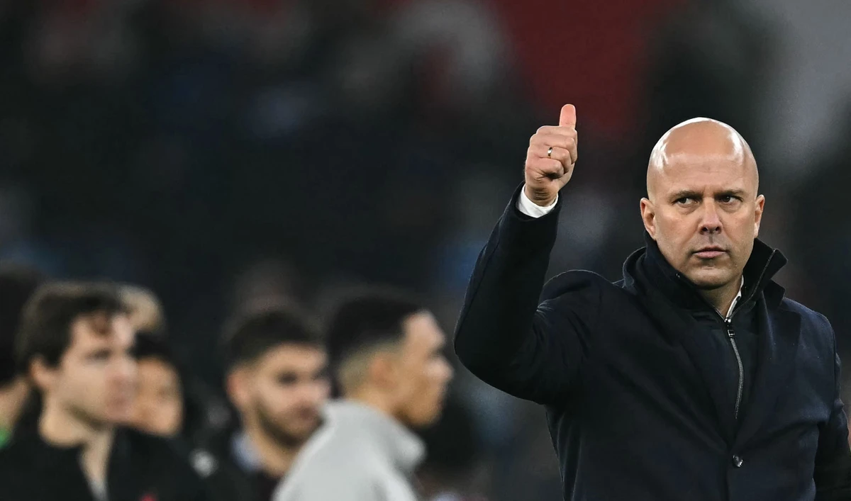 Liverpool’s Dutch manager Arne Slot at the end of the English Premier League football match between Aston Villa and Liverpool at Villa Park in Birmingham, central England, on Feb. 19, 2025. Aston Villa and Liverpool drew 2-2. (AFP)