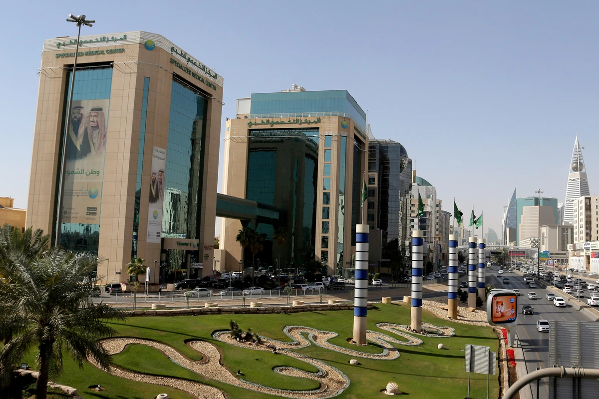 First Abu Dhabi Bank, in its latest report, predicts that Saudi Arabia’s non-energy gross domestic product will grow by 4.4 percent in 2025. Reuters